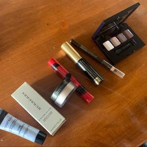 Cosmetic bundles /w 7 great products